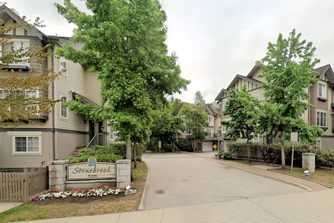 Stonebrook entrance 2019 480x320